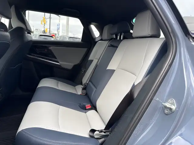 2023 Subaru Solterra Luxury Package Luxury, EV, Starlink! - Photo 17