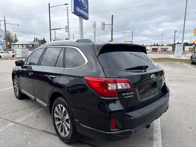 2017 Subaru Outback 3.6R Premier Technology Package 3.6R Prem... - Photo 7