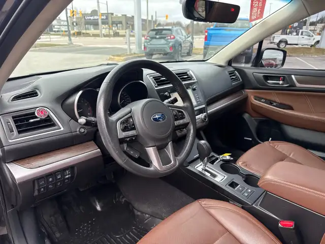 2017 Subaru Outback 3.6R Premier Technology Package 3.6R Prem... - Photo 18