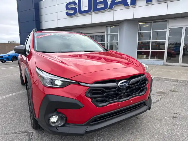 2024 Subaru Crosstrek Limited Limited, Off Lease. AWD - Photo 2