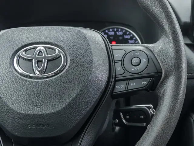 2022 Toyota RAV4 LE AWD for sale - Photo 9
