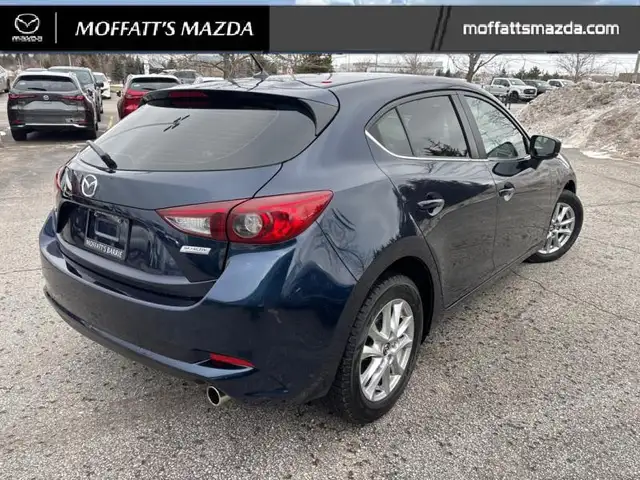 2018 Mazda Mazda3 Sport GS MANUAL TRANSMISSIO! - Photo 5
