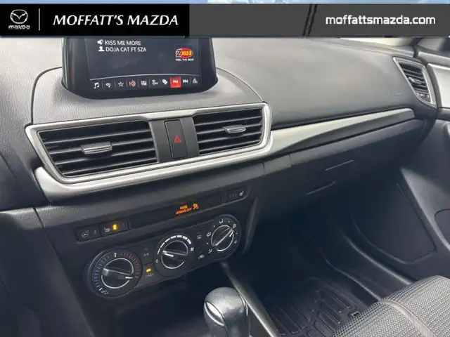 2018 Mazda Mazda3 Sport GS MANUAL TRANSMISSIO! - Photo 20