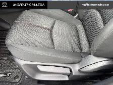 2018 Mazda Mazda3 Sport GS MANUAL TRANSMISSIO! - Photo 31