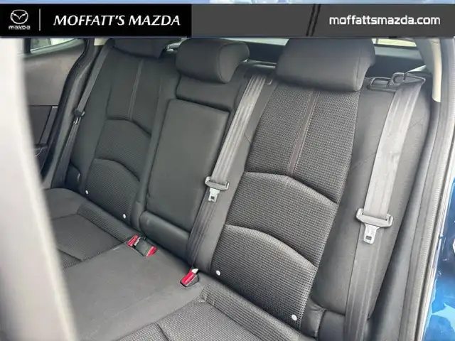 2018 Mazda Mazda3 Sport GS MANUAL TRANSMISSIO! - Photo 36