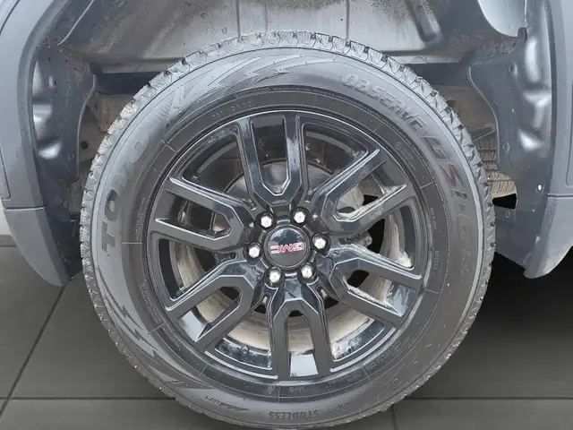 2023 GMC Sierra 1500 Elevation Elevation | Black Pkg | 5.3L V8 - Photo 13
