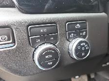 2023 GMC Sierra 1500 Elevation Elevation | Black Pkg | 5.3L V8 - Photo 17