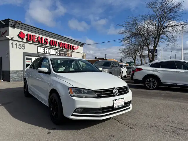 2016 Volkswagen Jetta 4dr 1.8 TSI Auto Highline