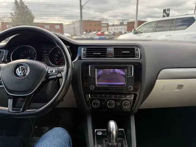 2016 Volkswagen Jetta 4dr 1.8 TSI Auto Highline - Photo 15