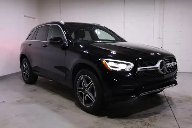 2020 Mercedes-Benz GLC300 4MATIC SUV | ONE OWNER | WELL EQUIPPED - Photo 8