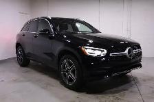2020 Mercedes-Benz GLC300 4MATIC SUV | ONE OWNER | WELL EQUIPPED - Photo 8