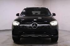 2020 Mercedes-Benz GLC300 4MATIC SUV | ONE OWNER | WELL EQUIPPED - Photo 9