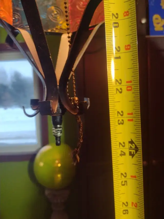 Vintage swag light 6 panel 3 different colours plugs in the wall - Photo 7