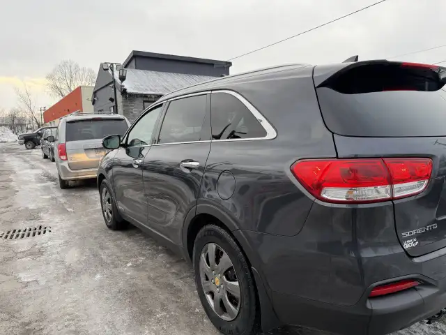 2018 KIA Sorento LX - Photo 7