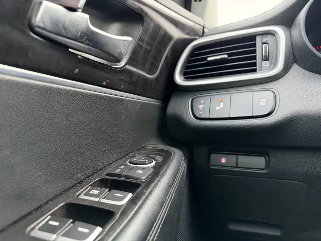 2018 KIA Sorento LX - Photo 14