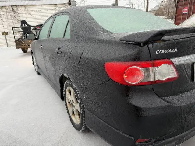 2011 TOYOTA Corolla S - Photo 5