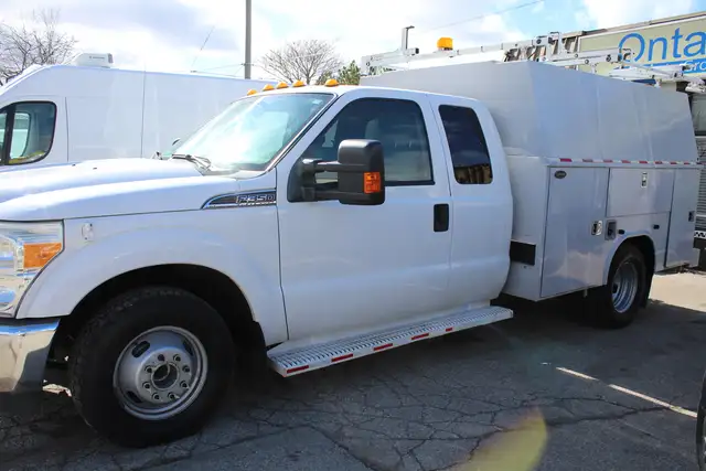 2015 Ford F-350 Super Duty XLT DRW UTILITY BOX INVERTER LADDER R - Photo 7