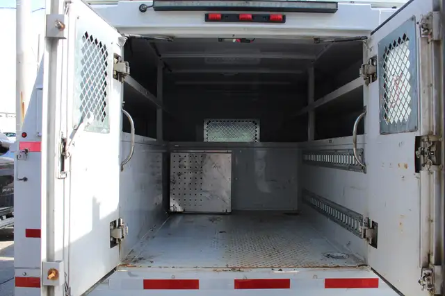 2015 Ford F-350 Super Duty XLT DRW UTILITY BOX INVERTER LADDER R - Photo 13