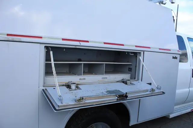 2015 Ford F-350 Super Duty XLT DRW UTILITY BOX INVERTER LADDER R - Photo 16