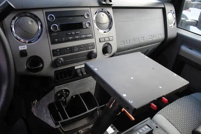 2015 Ford F-350 Super Duty XLT DRW UTILITY BOX INVERTER LADDER R - Photo 23