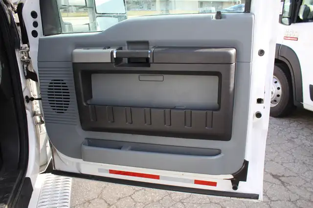 2015 Ford F-350 Super Duty XLT DRW UTILITY BOX INVERTER LADDER R - Photo 30