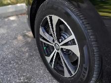 2021 Nissan Sentra SV, Sunroof, Keyless Entry, Rearview Camera. - Photo 8