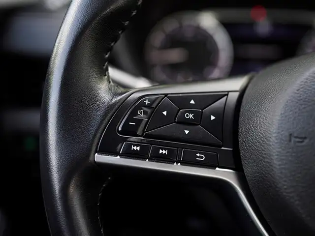 2021 Nissan Sentra SV, Sunroof, Keyless Entry, Rearview Camera. - Photo 17