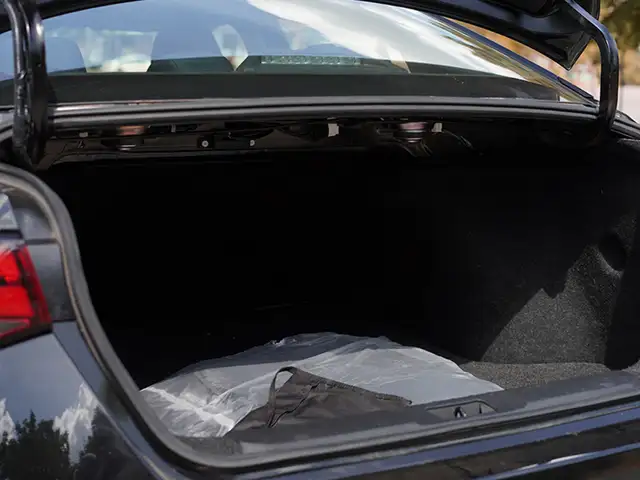2021 Nissan Sentra SV, Sunroof, Keyless Entry, Rearview Camera. - Photo 34