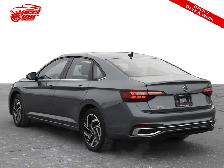 2022 Volkswagen Jetta Highline, Sunroof, Apple Carplay, Alloys. - Photo 3