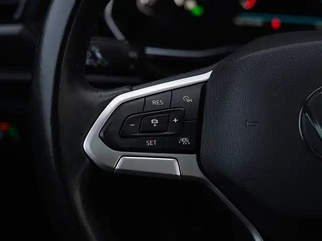 2022 Volkswagen Jetta Highline, Sunroof, Apple Carplay, Alloys. - Photo 15