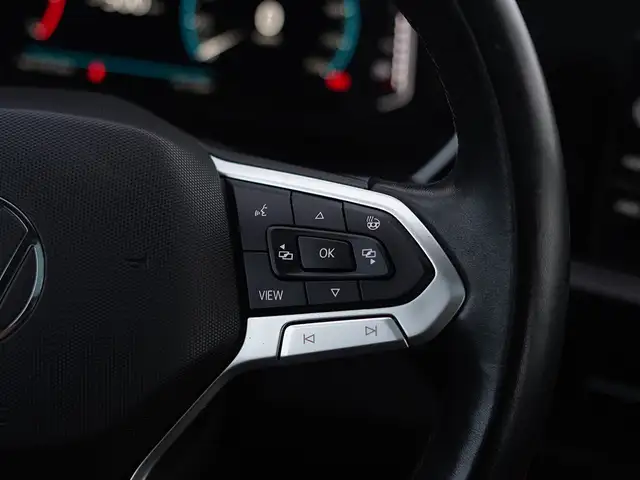 2022 Volkswagen Jetta Highline, Sunroof, Apple Carplay, Alloys. - Photo 16