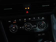 2022 Volkswagen Jetta Highline, Sunroof, Apple Carplay, Alloys. - Photo 24