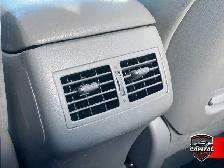 2011 Toyota Camry Hybrid - Photo 7