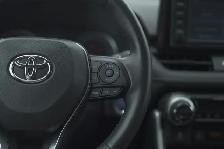 2020 Toyota RAV4 Hybrid XLE, Apple carplay, BSM, Sunroof. - Photo 20