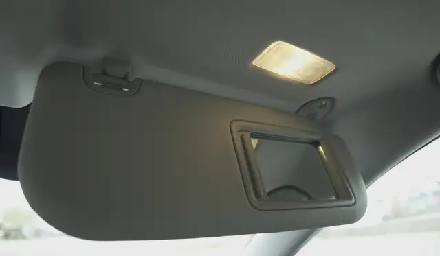 2020 Toyota RAV4 Hybrid XLE, Apple carplay, BSM, Sunroof. - Photo 37