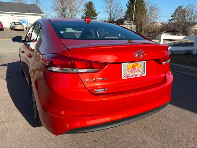 2018 Hyundai Elantra GL SE Sunroof! Remote Starter! Backup Cam! - Photo 5
