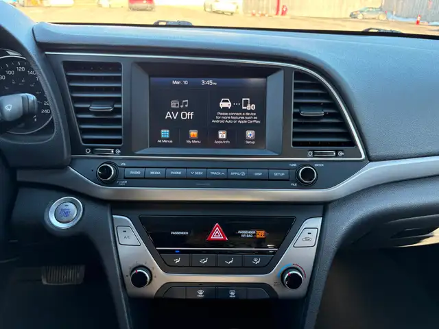 2018 Hyundai Elantra GL SE Sunroof! Remote Starter! Backup Cam! - Photo 16