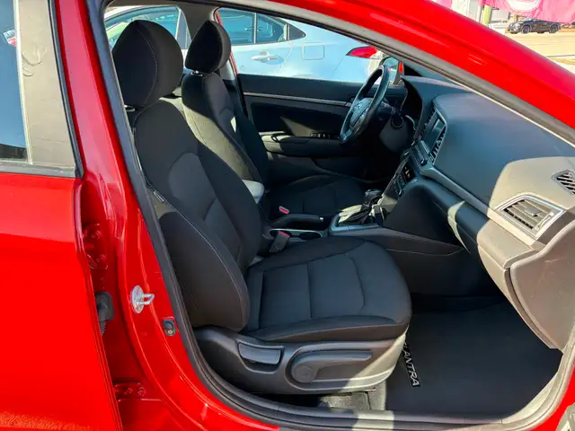 2018 Hyundai Elantra GL SE Sunroof! Remote Starter! Backup Cam! - Photo 18