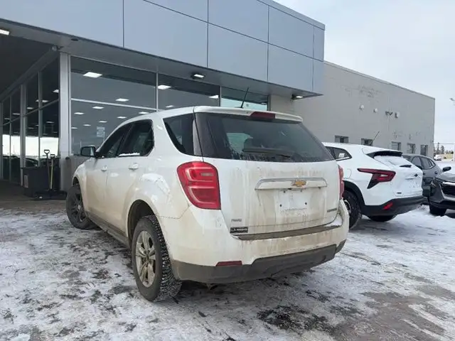 2016 Chevrolet Equinox LS AWD 2.4L - Photo 4