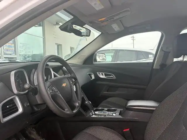 2016 Chevrolet Equinox LS AWD 2.4L - Photo 6