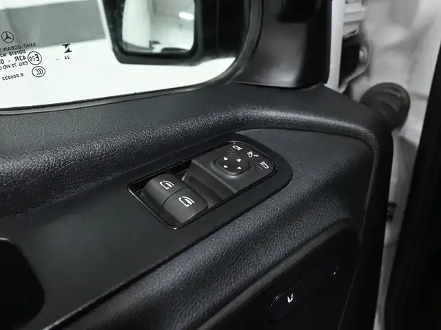 2025 Mercedes-Benz Sprinter Cargo Van 2500 No Accident High Roof - Photo 12