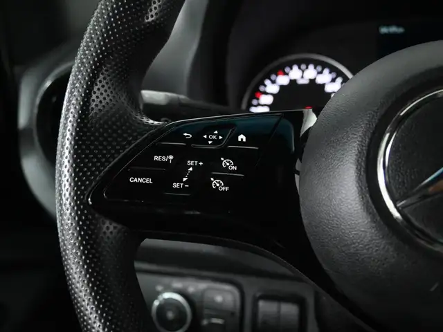 2025 Mercedes-Benz Sprinter Cargo Van 2500 No Accident High Roof - Photo 17