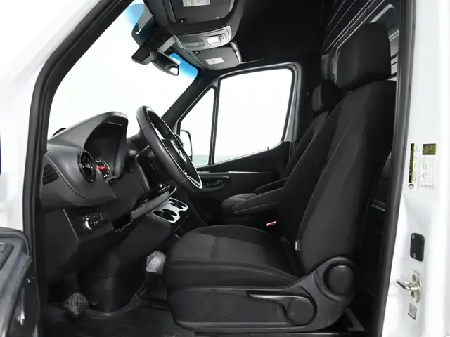 2025 Mercedes-Benz Sprinter Cargo Van 2500 No Accident High Roof - Photo 21