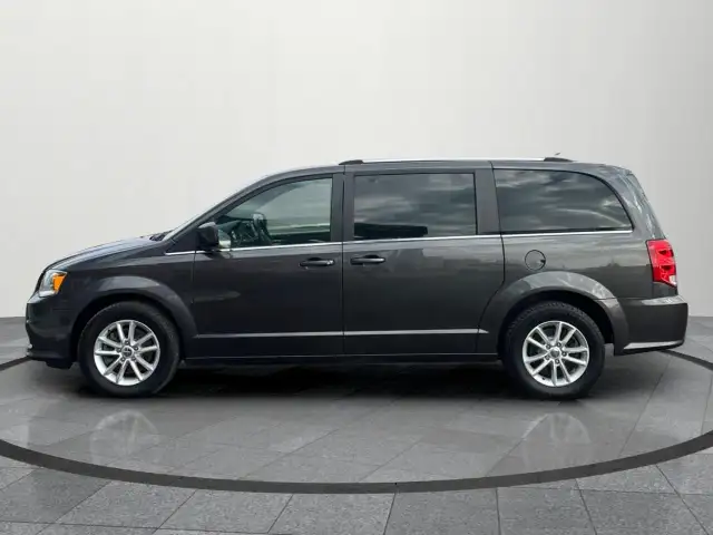 2019 Dodge Grand Caravan CVP/SXT SXT Plus|| Low Mileage|| Bac... - Photo 3