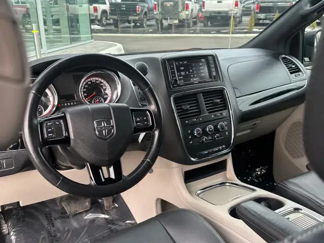 2019 Dodge Grand Caravan CVP/SXT SXT Plus|| Low Mileage|| Bac... - Photo 14