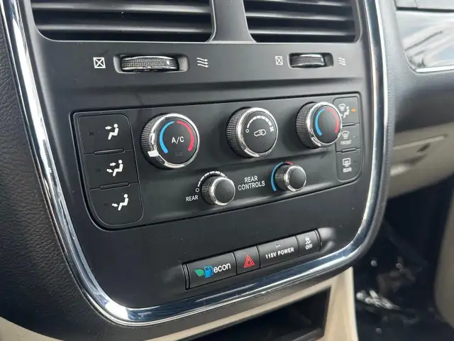 2019 Dodge Grand Caravan CVP/SXT SXT Plus|| Low Mileage|| Bac... - Photo 18