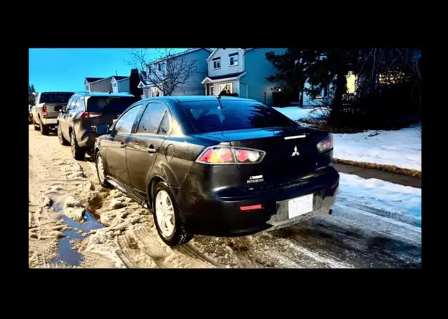 2011 Mitsubishi Lancer - Photo 2