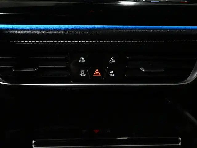 2024 Volkswagen Atlas Cross Sport Execline No Acciden 360CAM HUD - Photo 23