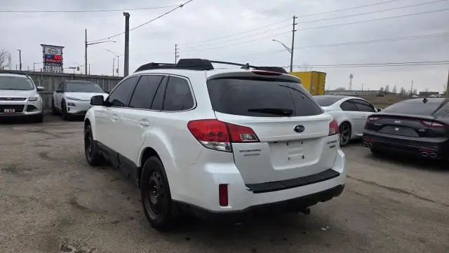 2014 Subaru Outback 3.6R, RUNS WELL, TRANSMISSION ISSUE, AS IS - Photo 3