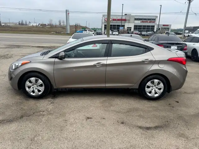 2013 Hyundai Elantra L, MANUAL, WELL MAINTAINED, CERTIFIED - Photo 2